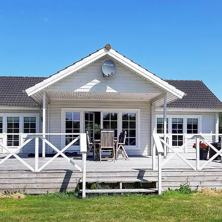 7 Person In Sp Ttrup Holiday home *