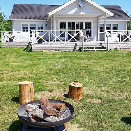 Holiday home Modern Retreat At Knud - By Traum Spottrup